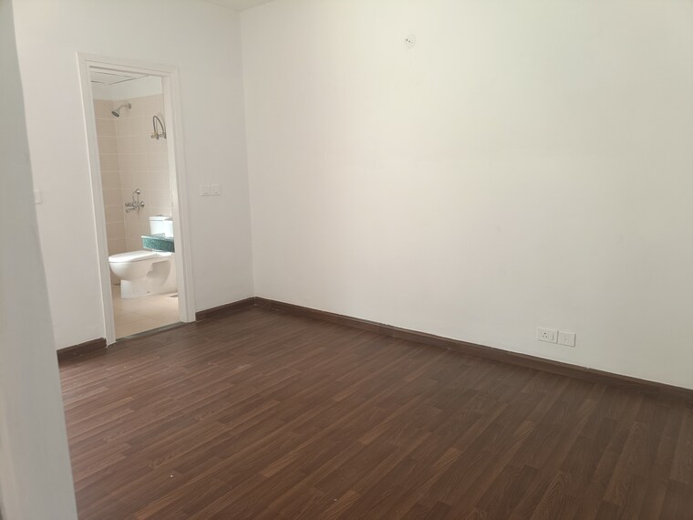 Room, bptp-park-81 3.5 Bedroom 1550 Sq.Ft. Builder Floor In Sector 81 Faridabad 9144949