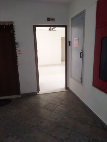Room in 2 BHK Apartment at Ashiana Housing Anmol, Sohna Sector 33 – for Rent