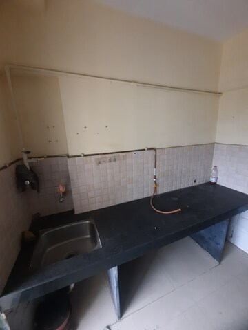 Furnished Amenities in 1 BHK Apartment at Squarefeet Imperial Square, Ghodbunder Road – for Rent