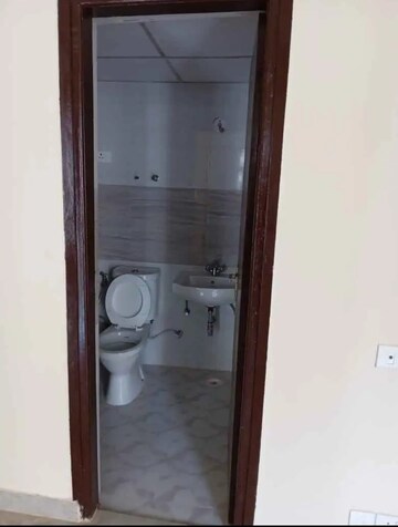 Bathroom in 3 BHK Apartment at Amrapali Golf Homes, Sector 4 Greater Noida – for Rent