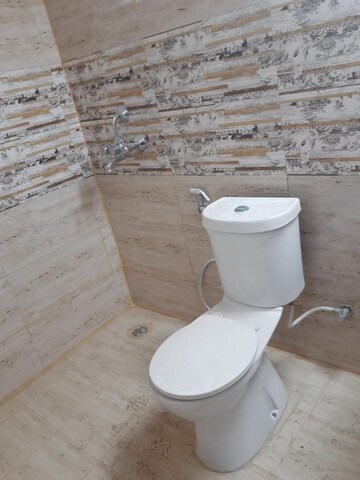 Bathroom in 3 BHK Apartment at Amrapali Golf Homes, Sector 4 Greater Noida – for Rent