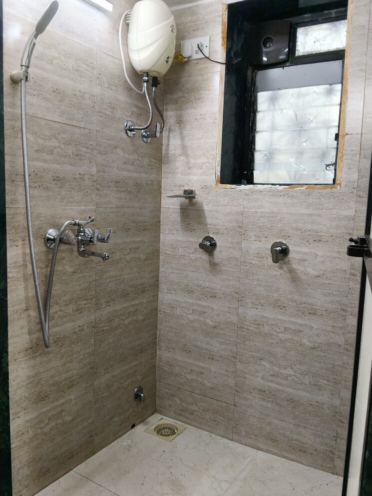 Bathroom, chaitanya-chs-santacruz 1 Bedroom 550 Sq.Ft. Apartment In Santacruz East Mumbai 9144983