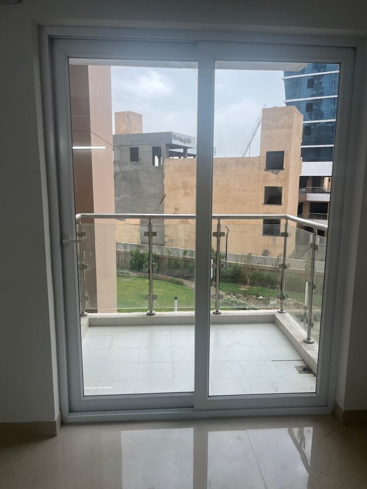 Room, hero-homes-gurgaon 3 Bedroom 1389 Sq.Ft. Apartment In Sector 104 Gurgaon 9145051