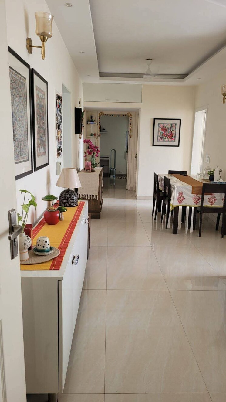 Living Room, emaar-the-palm-drive-the-premier-terraces 4 Bedroom 2625 Sq.Ft. Apartment In Sector 66 Gurgaon 9145042