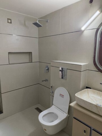 Bathroom in 4 BHK Apartment at Emaar The Palm Drive-The Premier Terraces, Sector 66 – for Rent