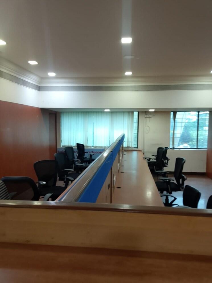 Gym, janki-centre Commercial Office Space 2800 Sq.Ft. In Andheri West Mumbai 9145055