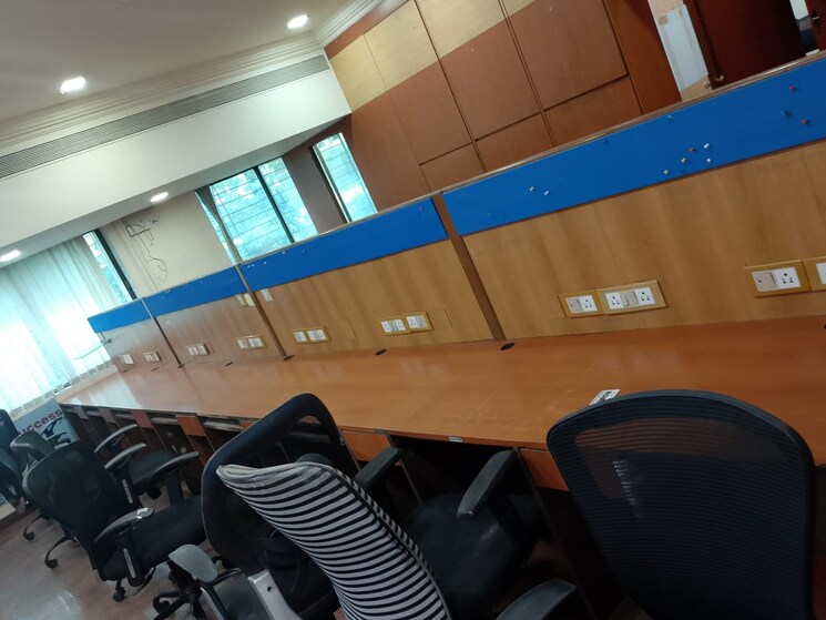Team Area, janki-centre Commercial Office Space 2800 Sq.Ft. In Andheri West Mumbai 9145055