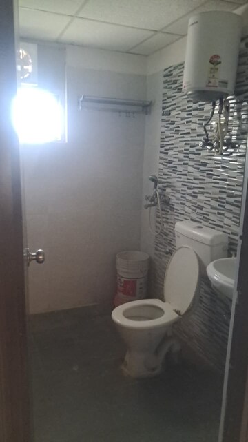 Bathroom in 2.5 BHK Apartment at Signature Global The Roselia, Sector 95a – for Rent