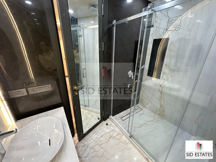 Kitchen, sarvapriya vihar 4 Bedroom 300 Sq.Yd. Builder Floor In Sarvapriya Vihar Delhi 9145069