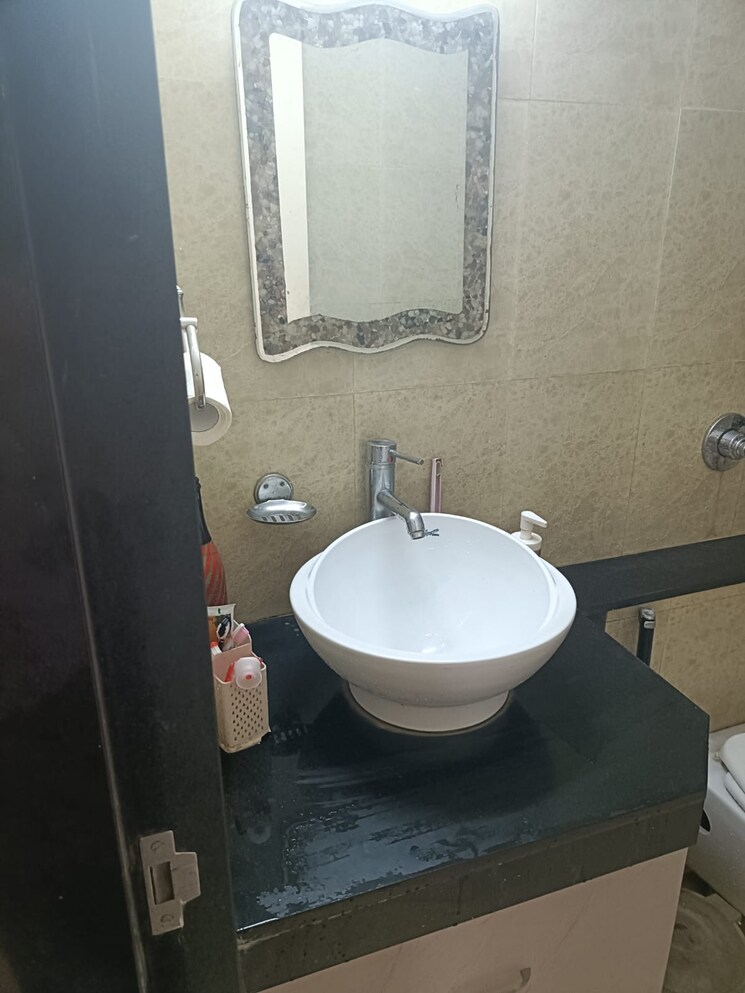 Bathroom, vascon-willows 3 Bedroom 2300 Sq.Ft. Apartment In Baner Pune 9145078