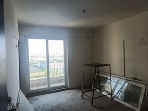  3 BHK Apartment at BPTP Discovery Park, Sector 80 – for Sale