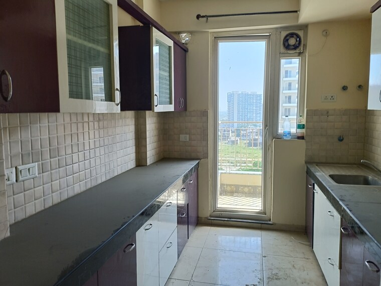 Kitchen, bptp-discovery-park 3 Bedroom 1568 Sq.Ft. Apartment In Sector 80 Faridabad 9145137