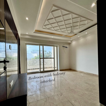Room in 3 BHK Builder Floor at Green Fields Colony – for Rent