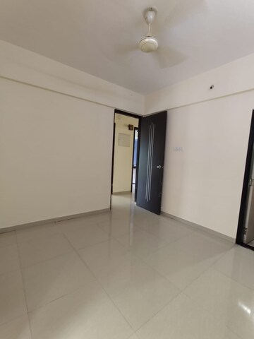 Room in 3 BHK Apartment at Nisarg Hyde Park, Kharghar – for Rent