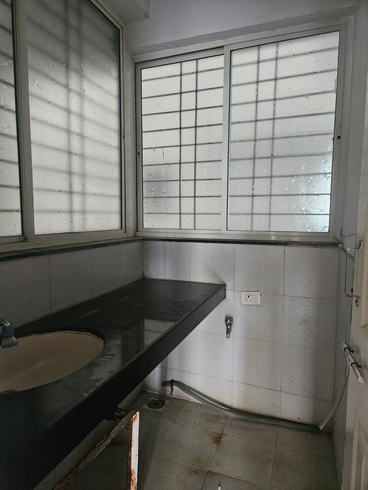 Kitchen, la-valle-casa 3 Bedroom 1500 Sq.Ft. Apartment In Bavdhan Pune 9145128