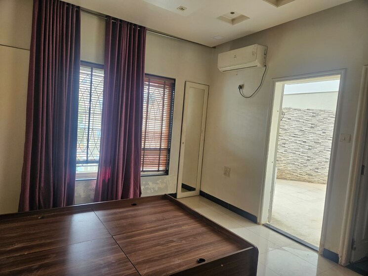 Room, la-valle-casa 3 Bedroom 1500 Sq.Ft. Apartment In Bavdhan Pune 9145128