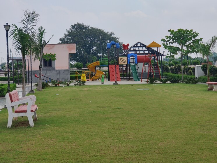 Garden, vk-sohna-greens  150 Sq.Yd. Plot In Sohna Sector 4 Gurgaon 9145309