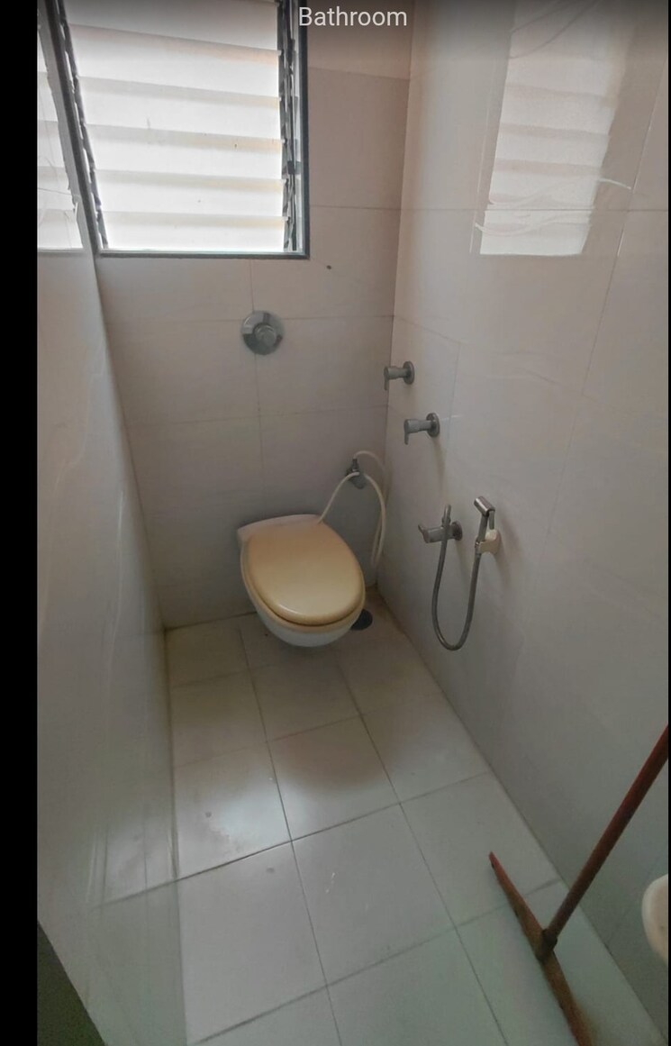 Bathroom, hill-garden 2 Bedroom 1500 Sq.Ft. Apartment In Manpada Thane 9145234