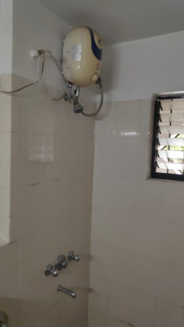 Furnished Amenities in 2 BHK Apartment at Eden Park, Viman Nagar – for Rent