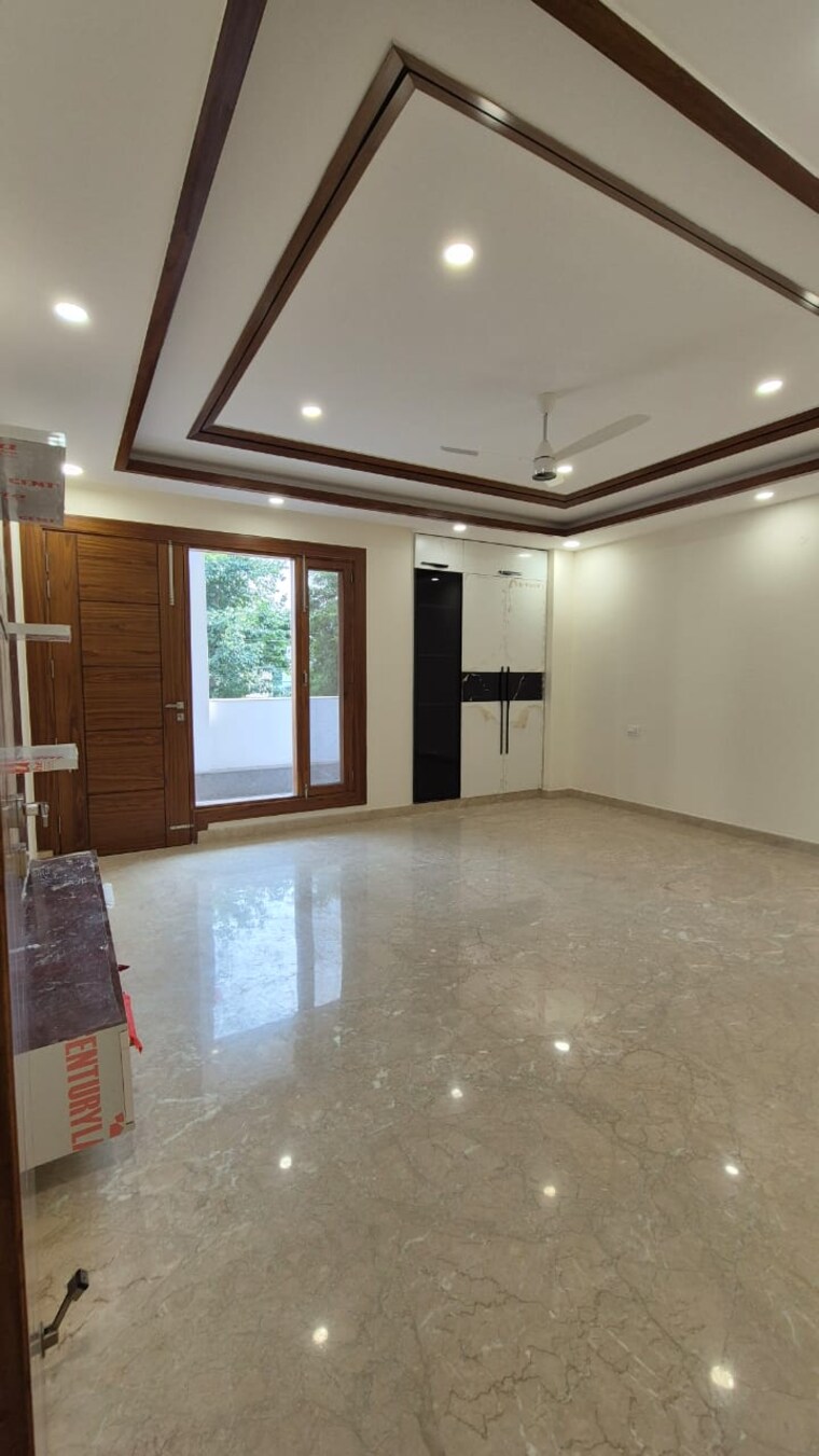 Room, sector 21c 4 Bedroom 4500 Sq.Ft. Builder Floor In Sector 21c Faridabad 9145216