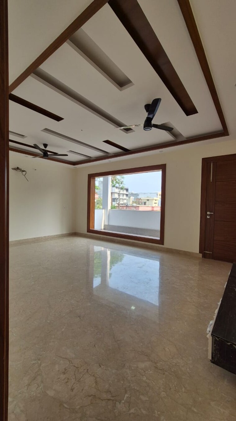 Room, sector 21c 4 Bedroom 4500 Sq.Ft. Builder Floor In Sector 21c Faridabad 9145216