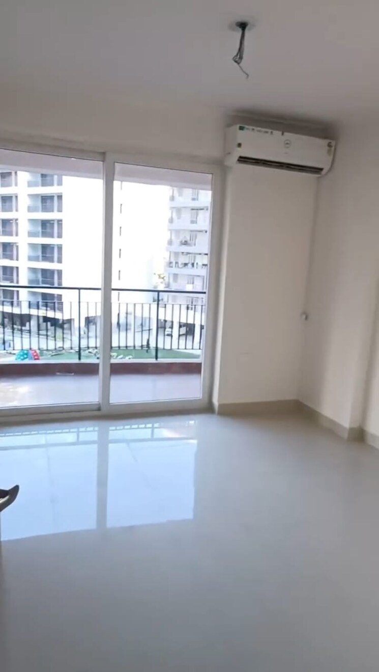 Room, cosmos-express-99 3 Bedroom 1550 Sq.Ft. Apartment In Sector 99 Gurgaon 9145324