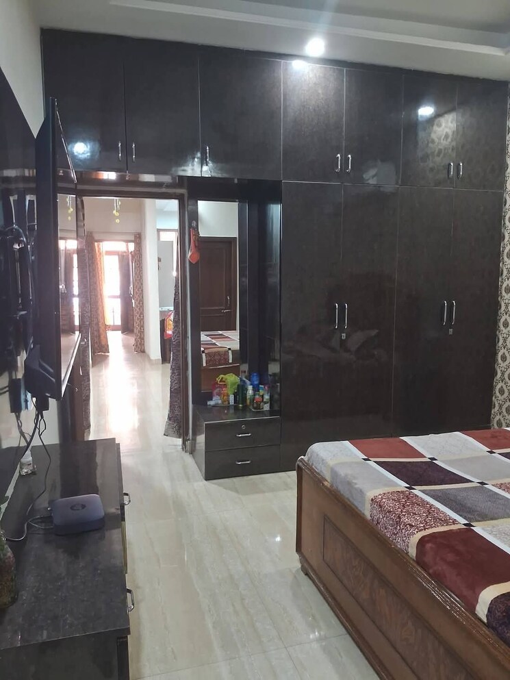 Living Room, pir machalla 3 Bedroom 1600 Sq.Ft. Builder Floor In Pir Machalla Zirakpur 9145391
