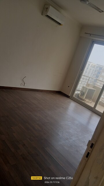 Room in 3 BHK Apartment at NBCC Heights, Sector 89 – for Rent