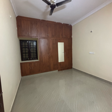 Room in 1 BHK Apartment at SR Residency Kondapur, Sriram Nagar – for Rent