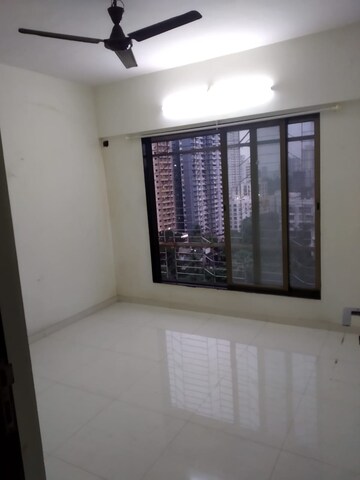 Room in 1 BHK Apartment at Atlanta Manor, Malad East – for Rent