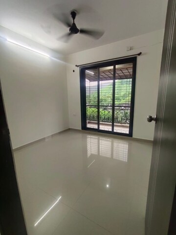 Room in 3 BHK Apartment at Nisarg Hyde Park, Kharghar – for Rent