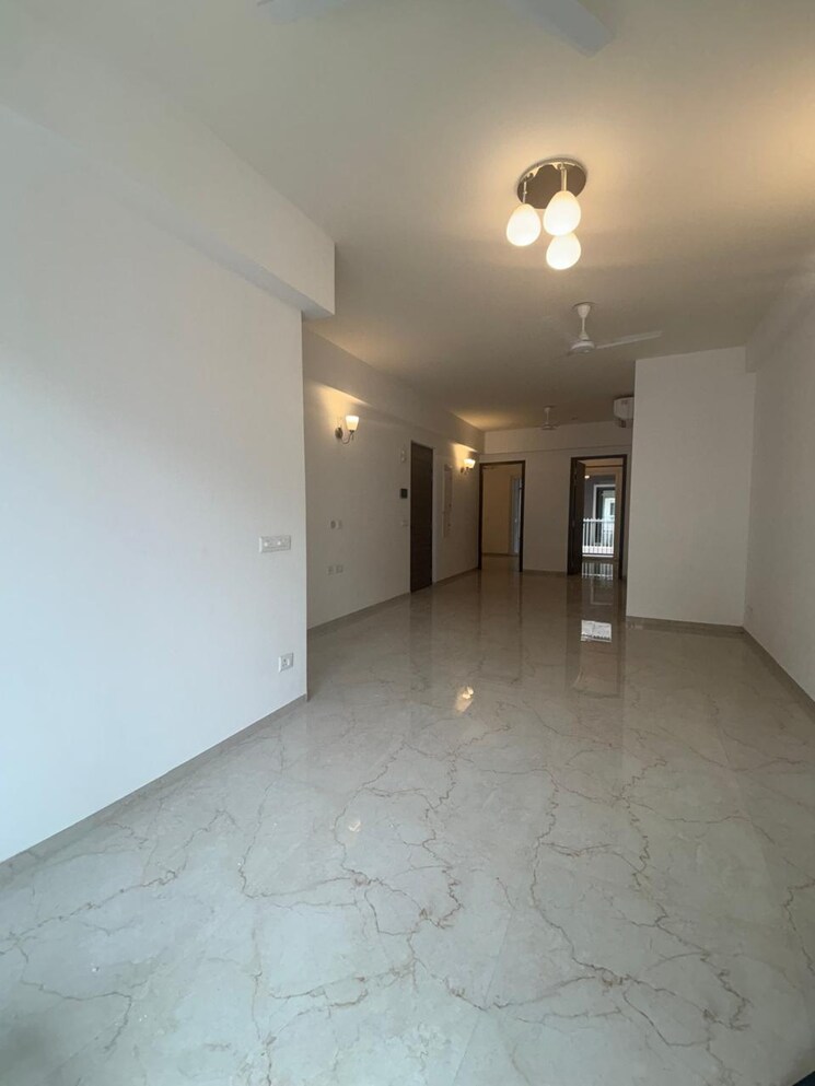 Room, smart-world-orchard 3 Bedroom 1680 Sq.Ft. Apartment In Sector 61 Gurgaon 9145480