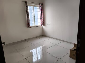 Room in 2 BHK Apartment at Vilas Javdekar Yashone Wakad Central, Wakad – for Rent