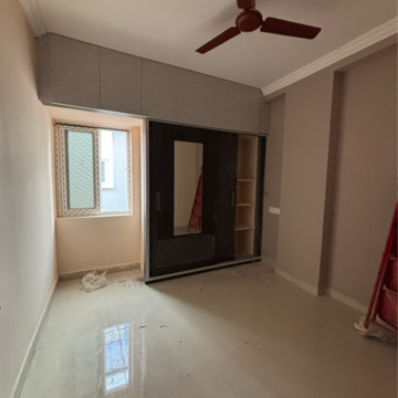 Room in 1 BHK Apartment at Suja Enclave Kondapur, Sriram Nagar – for Rent