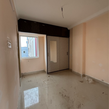Room in 1 BHK Apartment at Suja Enclave Kondapur, Sriram Nagar – for Rent