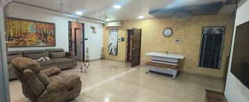 Living Room in 3.5 BHK Apartment at Kalpataru Hills, Manpada – for Sale