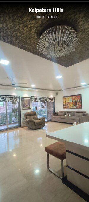 Living Room in 3.5 BHK Apartment at Kalpataru Hills, Manpada – for Sale