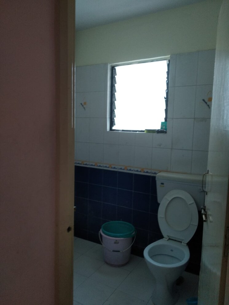 Bathroom, yasho-deep-apartment 2 Bedroom 900 Sq.Ft. Apartment In Anand Nagar Chinchwad Pune 9145512