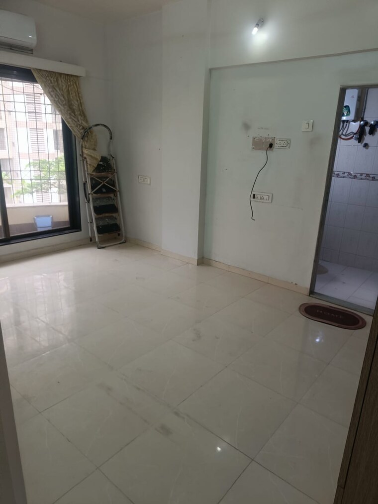 Room, leo-ratnakar 2 Bedroom 750 Sq.Ft. Builder Floor In Kandivali West Mumbai 9145581