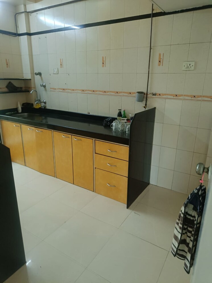 Kitchen, leo-ratnakar 2 Bedroom 750 Sq.Ft. Builder Floor In Kandivali West Mumbai 9145581