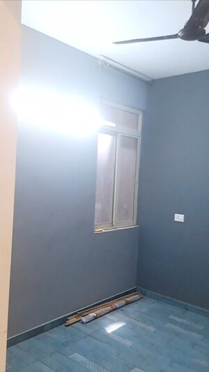 Room in 3 BHK Apartment at Conscient Habitat 78, Sector 78 – for Sale