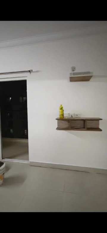 Furnished Amenities in 3 BHK Apartment at Trident Embassy, Sector 1 Greater Noida – for Rent