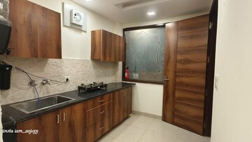 Kitchen in 1 BHK Builder Floor at Lajpat Nagar ii – for Rent