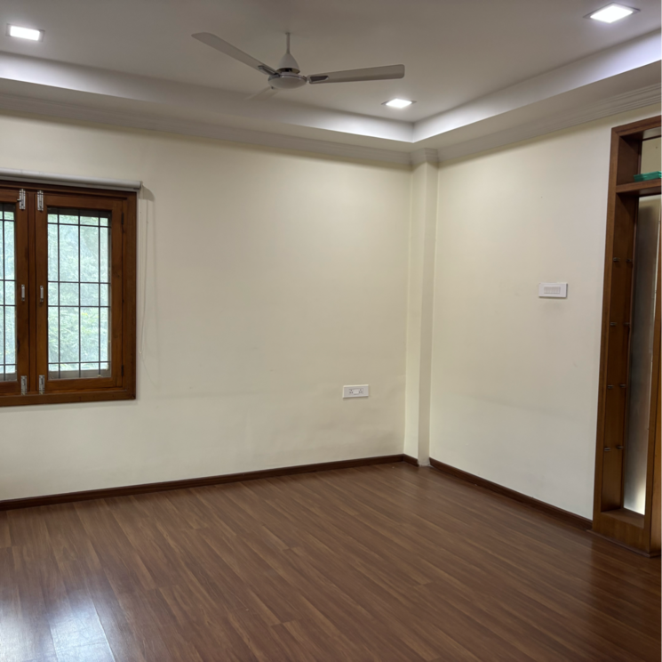 Room, madhapur 3 Bedroom 2600 Sq.Ft. Apartment In Madhapur Hyderabad 9145659