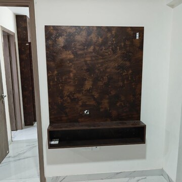 Furnished Amenities in 3.5 BHK Apartment at Smart World Gems, Sector 89 – for Rent