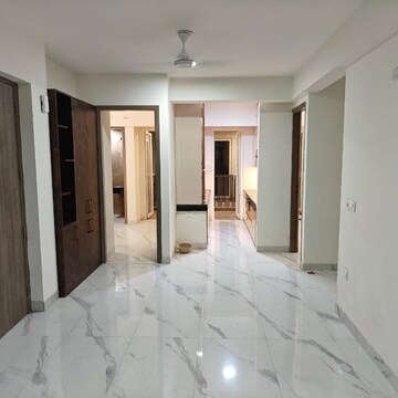 Building Lobby in 3.5 BHK Apartment at Smart World Gems, Sector 89 – for Rent
