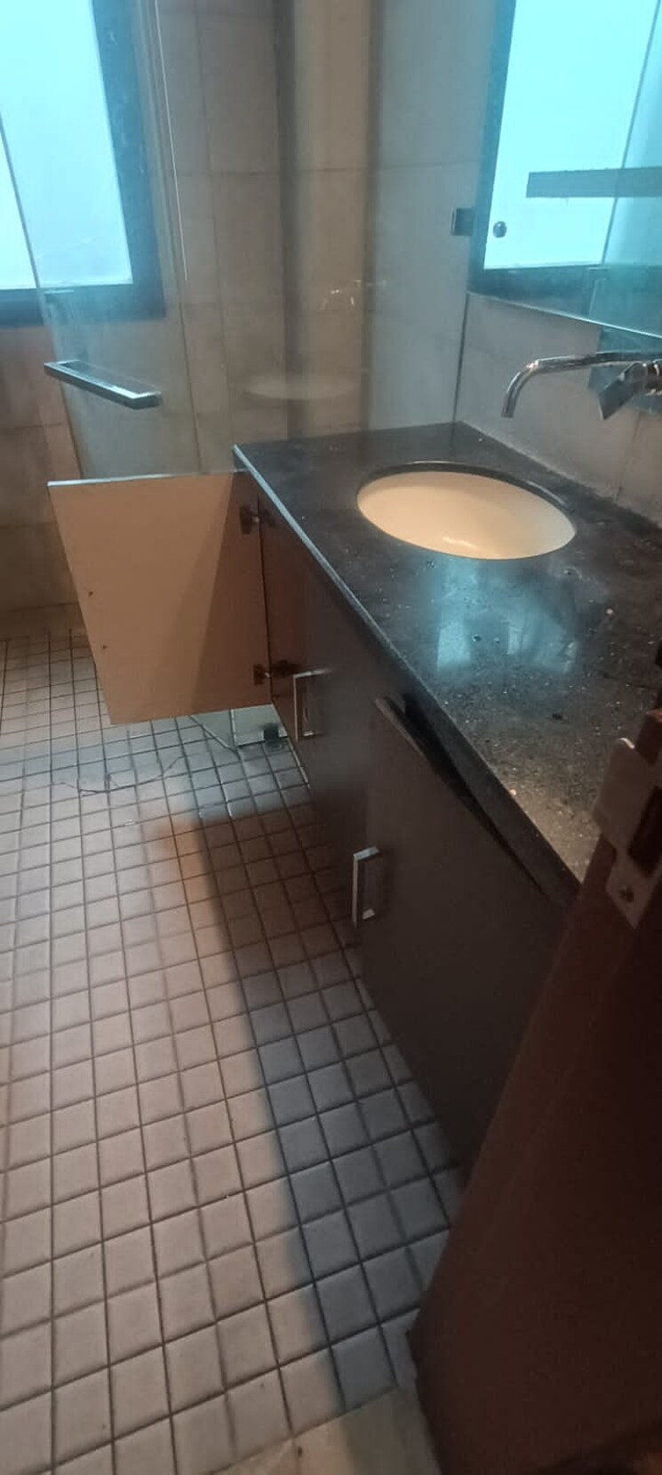 Master Bedroom, greater kailash ii 3 Bedroom 250 Sq.Yd. Builder Floor In Greater Kailash ii Delhi 9145688