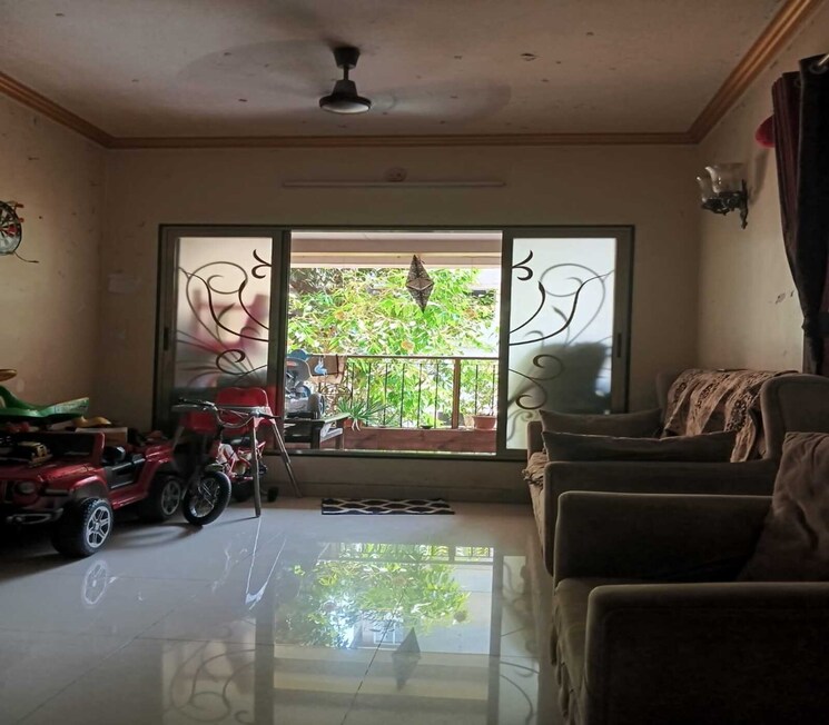 Living Room, dadar east 2 Bedroom 600 Sq.Ft. Apartment In Dadar East Mumbai 9145683