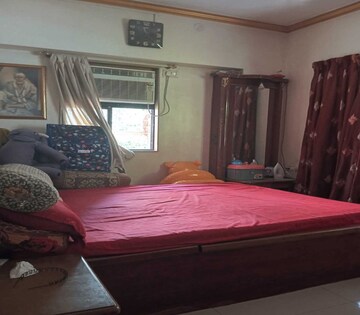 Bedroom in 2 BHK Apartment at Dadar East – for Sale
