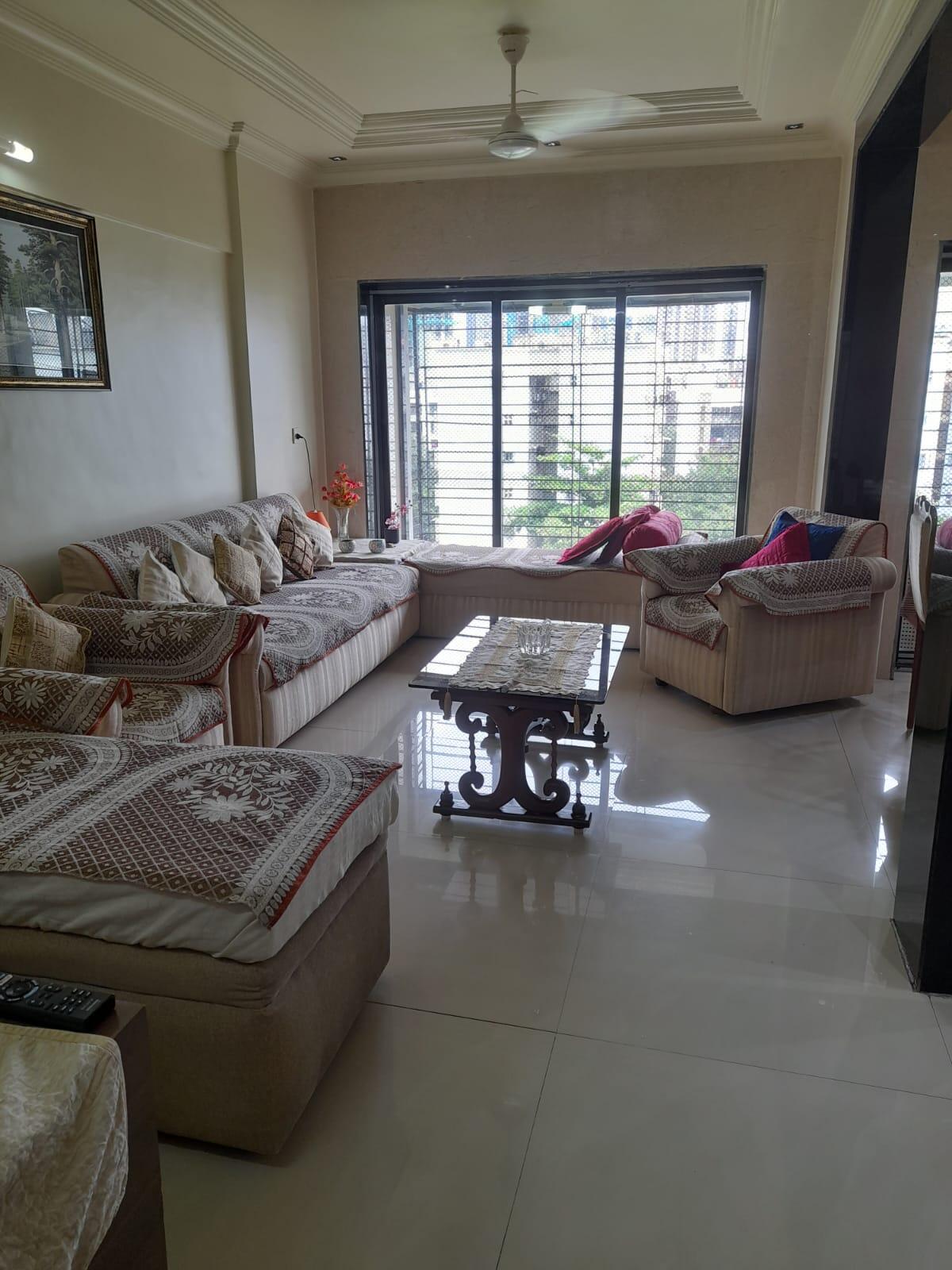 2 BHK Apartment For Rent in Oshiwara Mhada